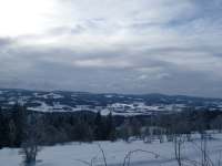 Blick ins Tal nach frischem Schneefall
